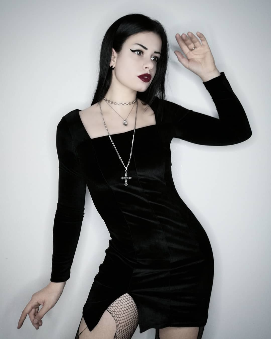 Figure Me Out Velvet Dress - ALTERBABE Shop Grunge, E-girl, Gothic, Goth, Dark Academia, Soft Girl, Nu-Goth, Aesthetic, Alternative Fashion, Clothing, Accessories, Footwear