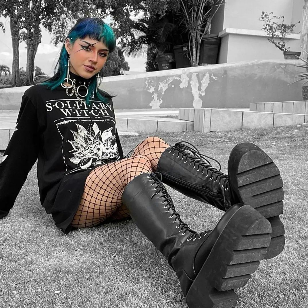 @mia_lxpez in the Stomp You Out Platform Boots